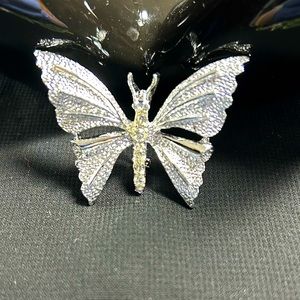 VTG Signed Silver Tone Metal Butterfly Brooch. By Gerry’s. Super Shiny!!